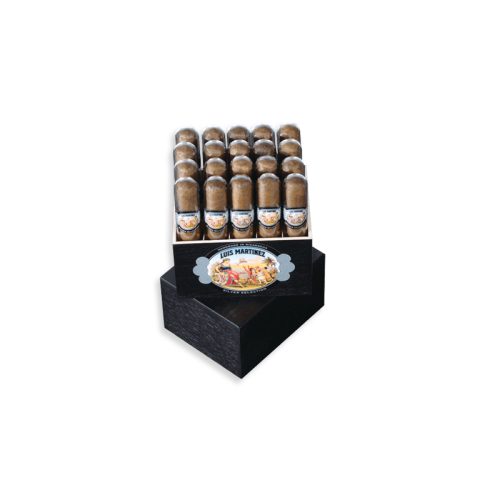 Luis-Martinez-Silver-Selection-Crystal-Robusto-(20)